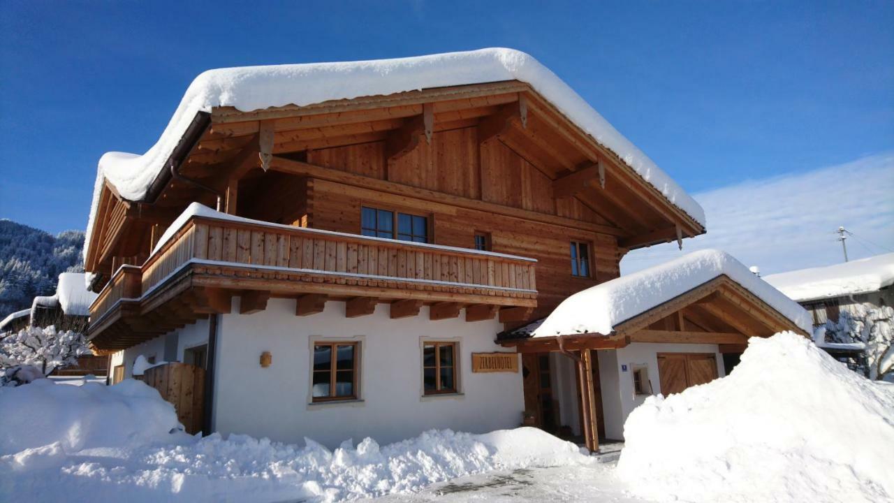 Hotel Kleines Zirbelhotel - Uef Oberammergau